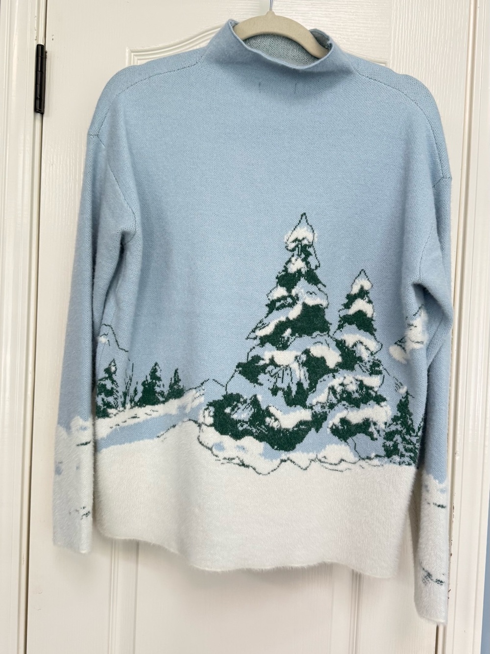 Light Blue Women’s Winter Scene Sweater - Brand Unbranded
